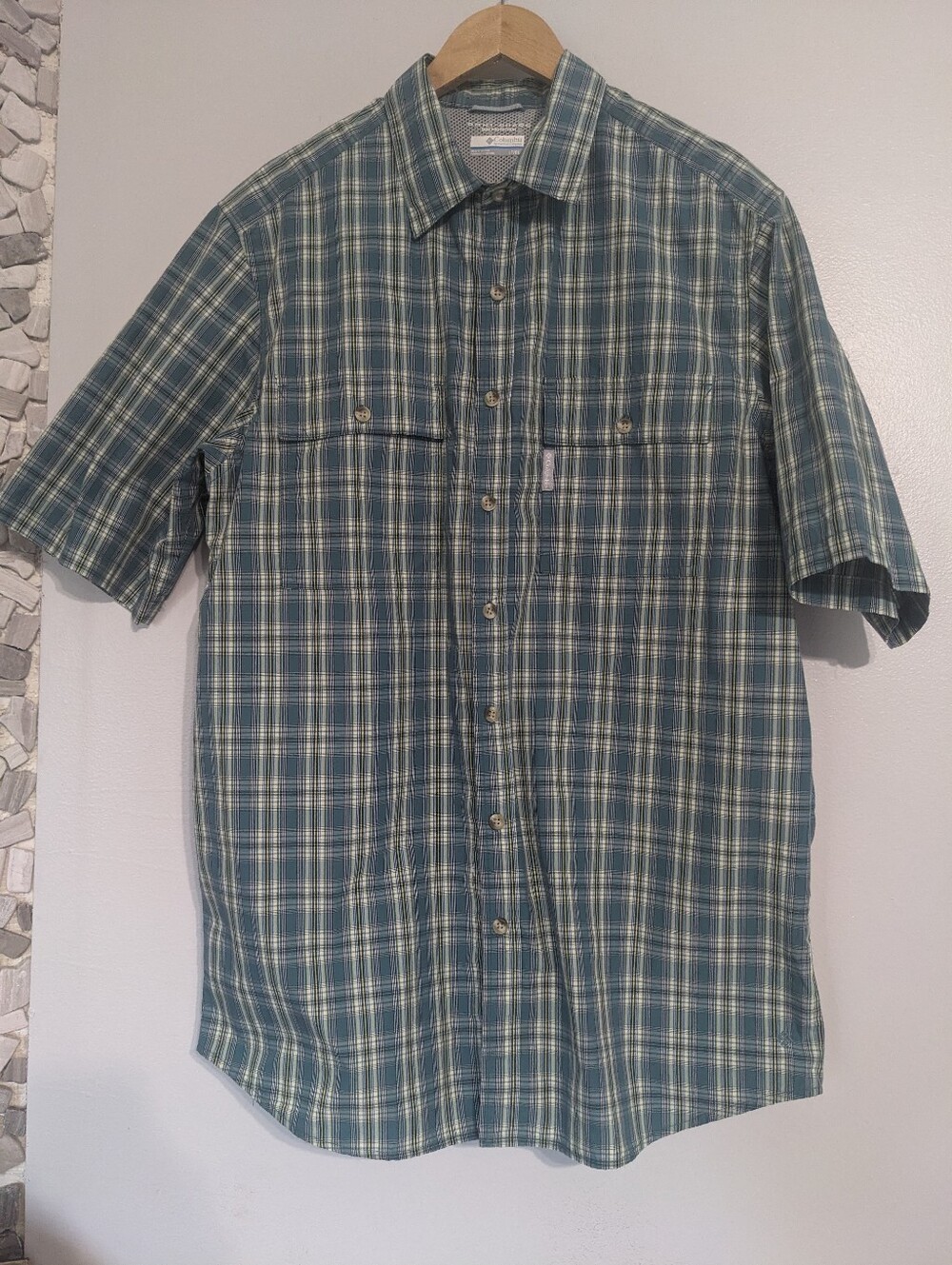 Columbia Shirt Button Down Mens LT Omni Shade Mesh Plaid NWOT